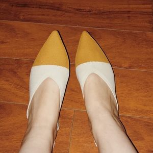 *SOLD* Two toned pointed flat miles